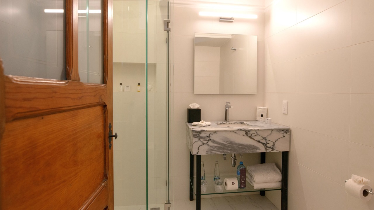 Photo of Bathroom in Historic Centre