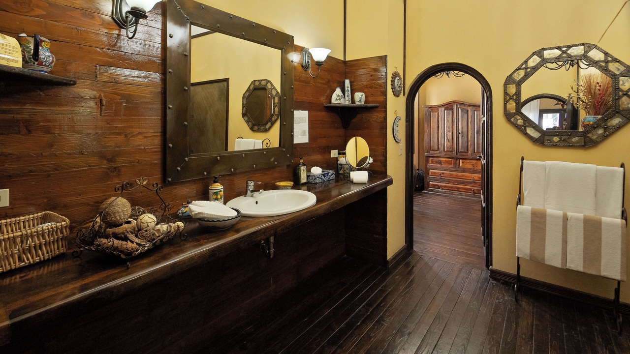 Photo of Bathroom in Esterito