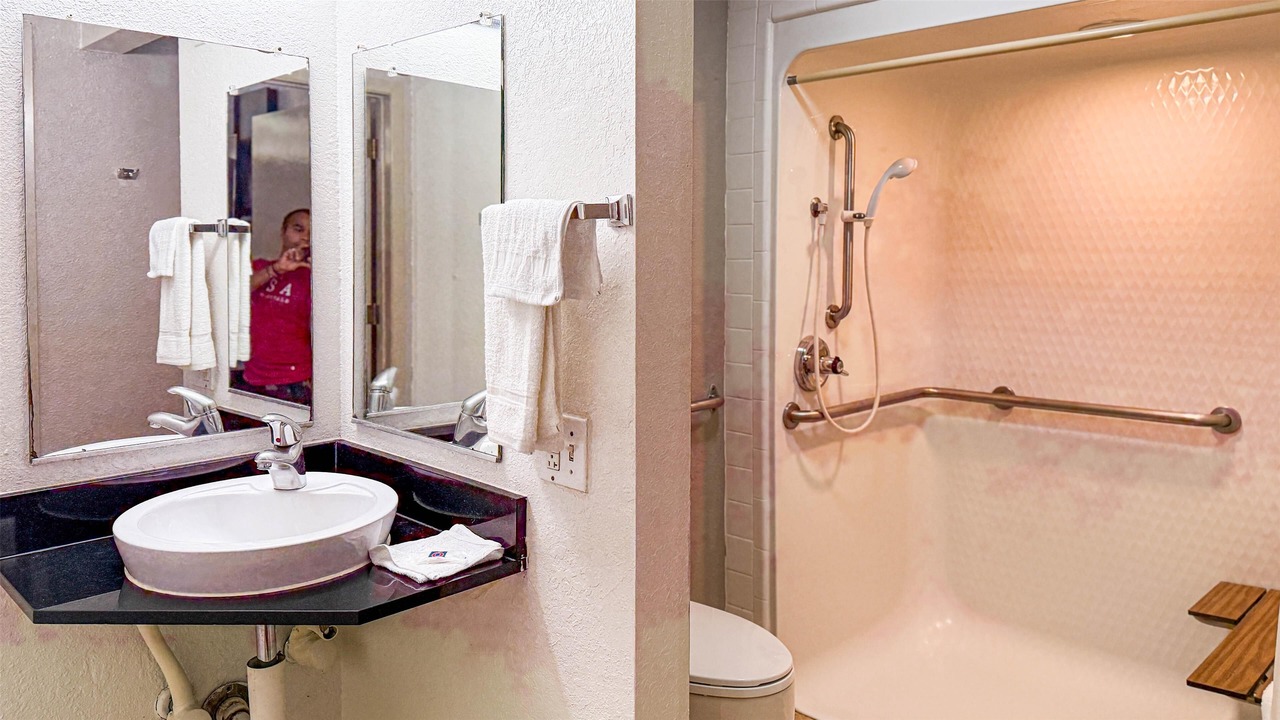 Photo of Bathroom in Grand Prairie
