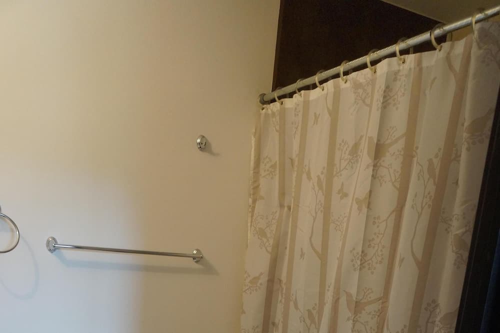Photo of Bathroom in Zona 16