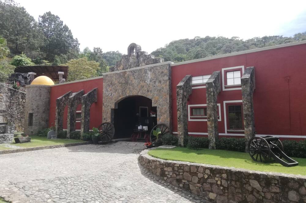 Photo of Outdoor in San Sebastian del Oeste