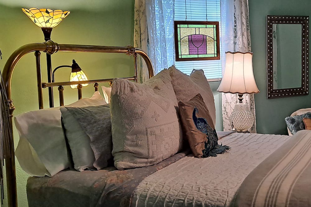 Photo of Bedroom in Fredericksburg