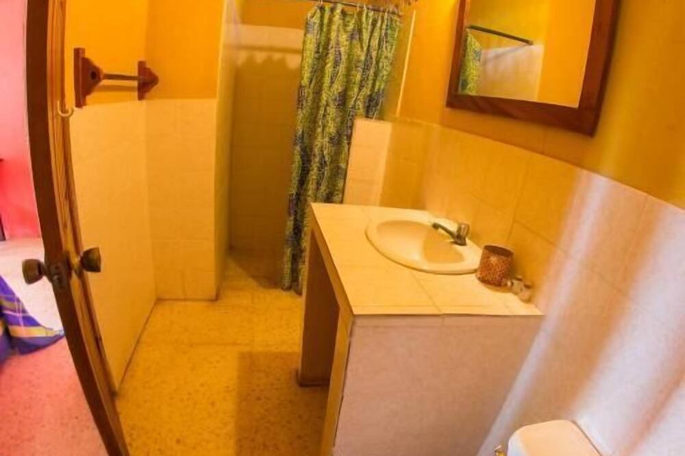 Photo of Bathroom in Monterrico