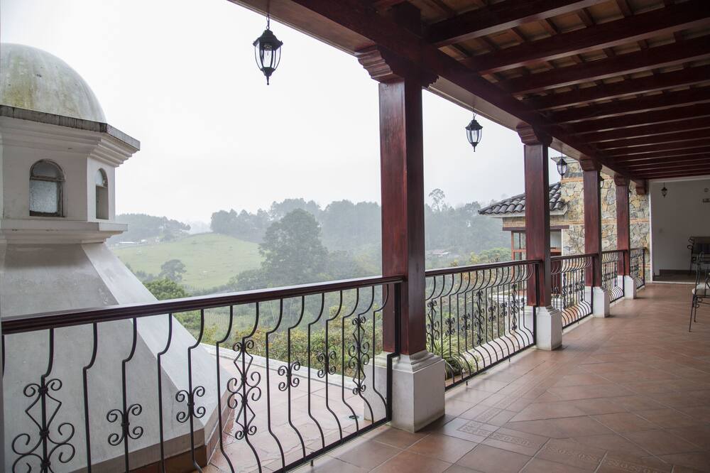 Photo of Patio Balcony in Coban