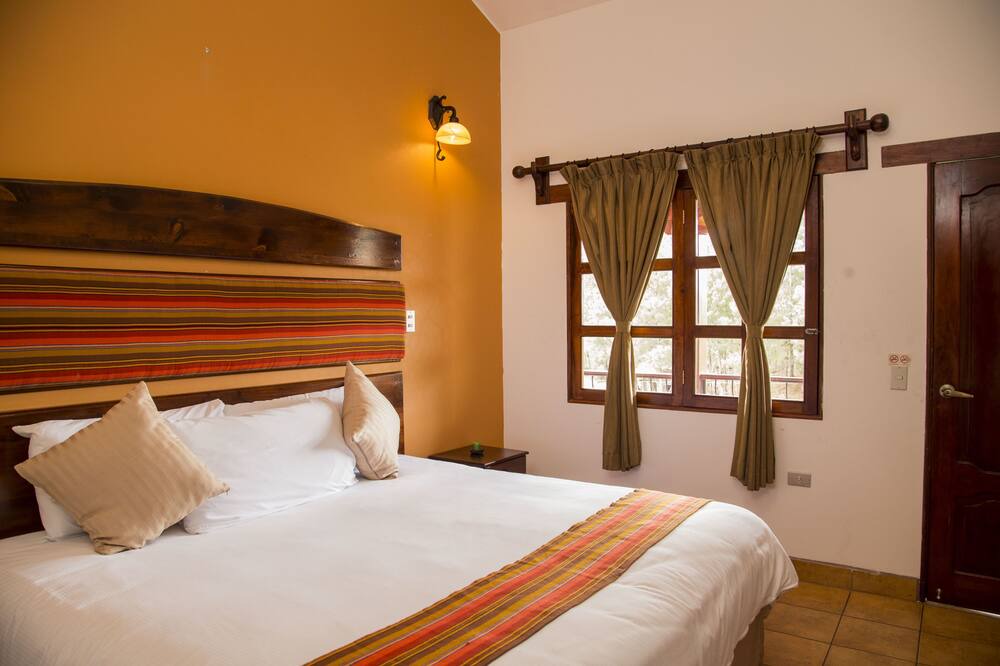 Photo of Bedroom in Coban