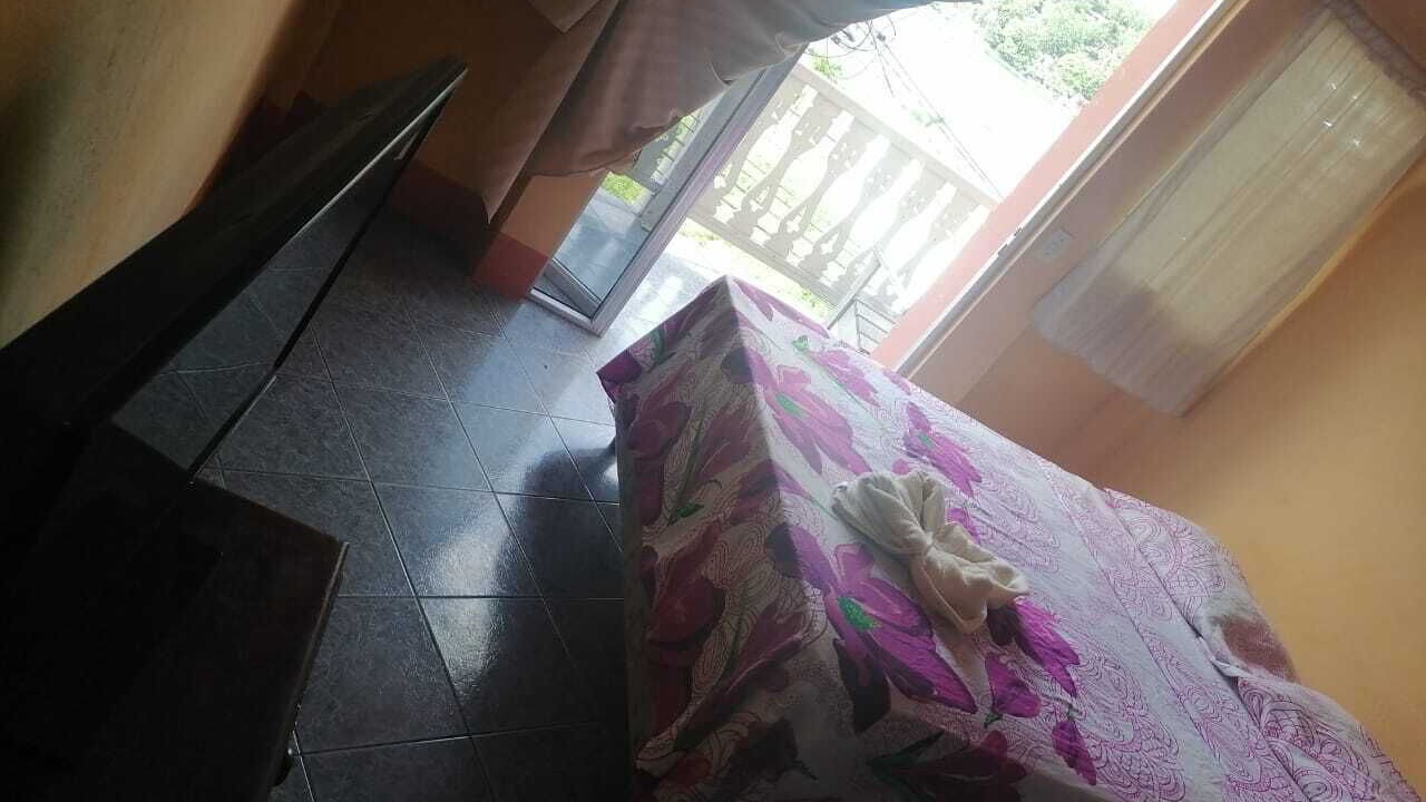 Photo of Bedroom in Flores