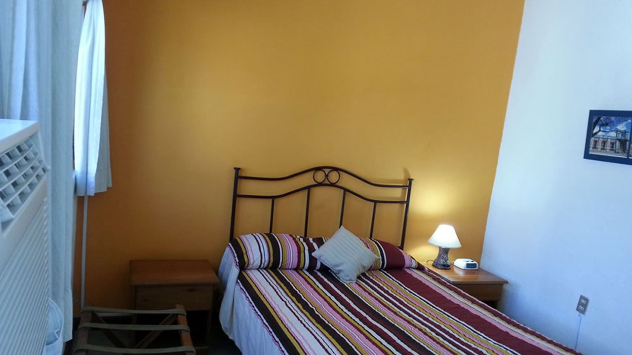 Photo of Bedroom in Flores