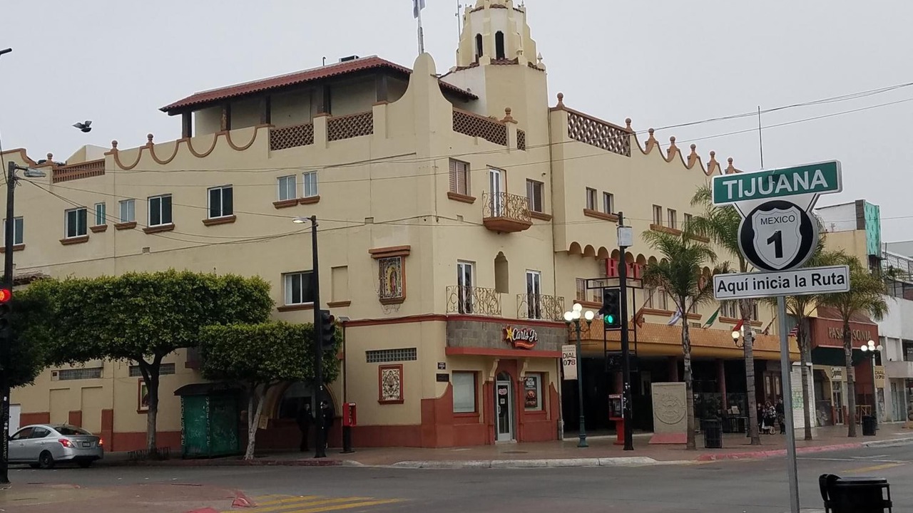 Photo of Outdoor in Avenida Revolucion