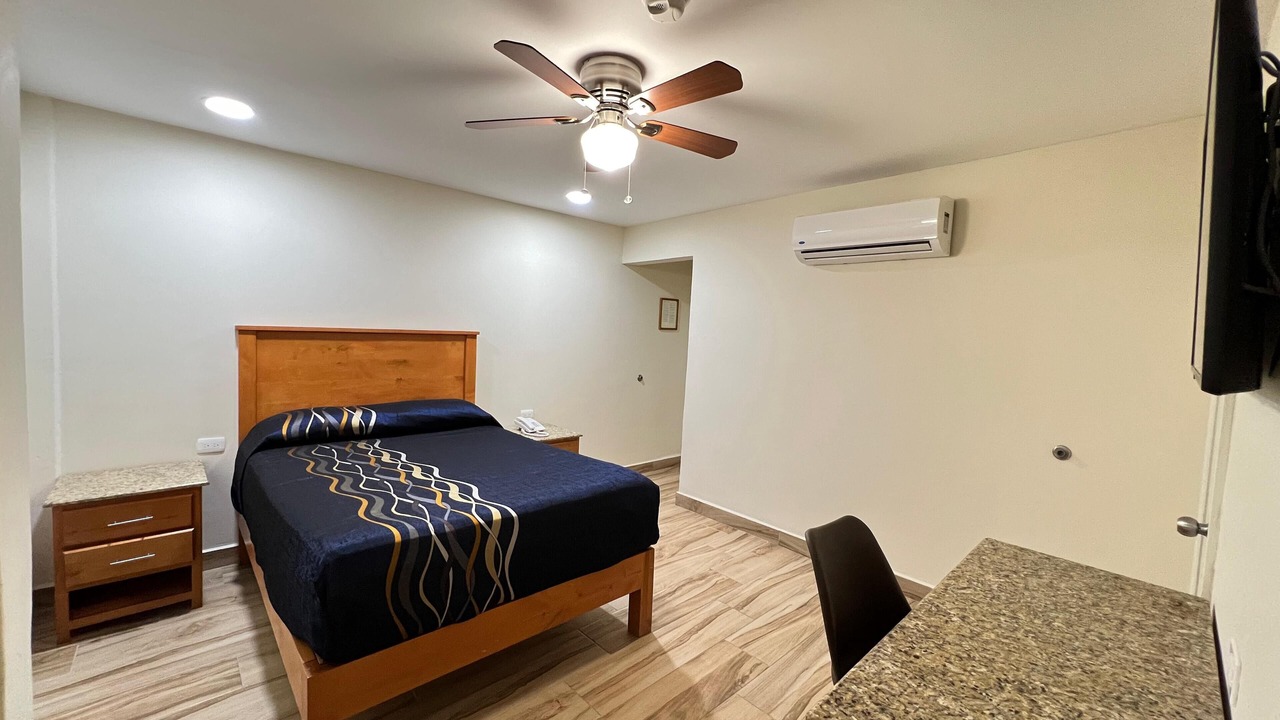 Photo of Bedroom in Avenida Revolucion