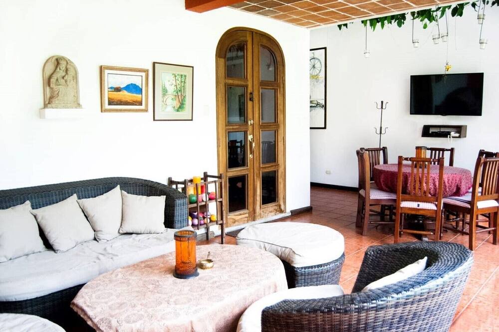 Photo of Livingroom in Santa Ana