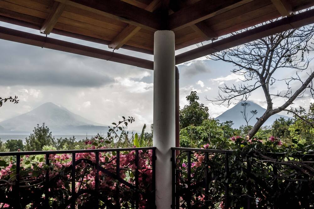 Photo of Patio Balcony in Santa Cruz La Laguna