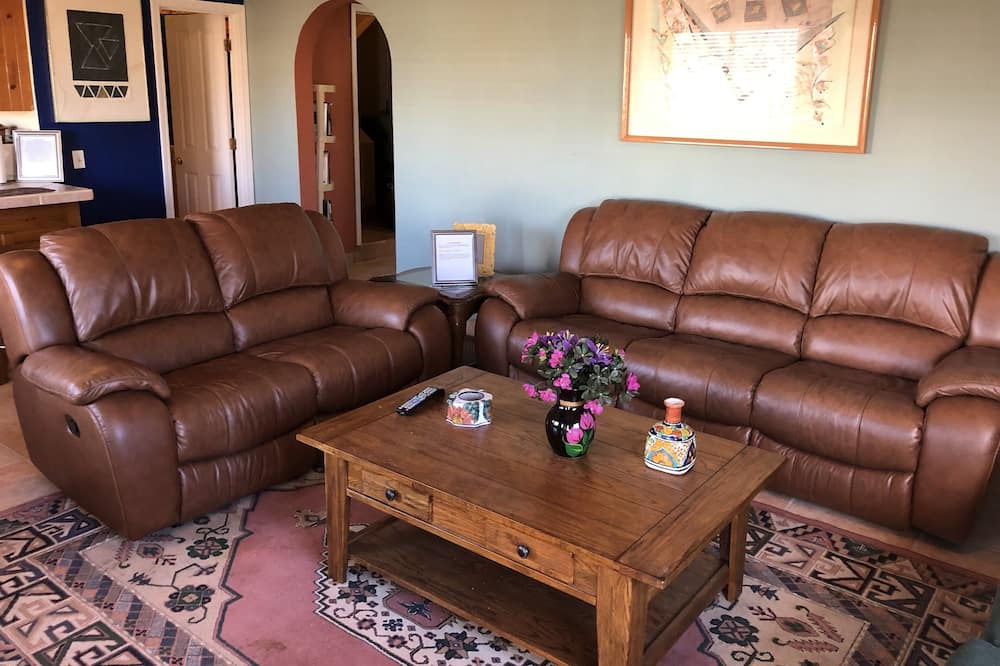 Photo of Livingroom in Cholla Bay