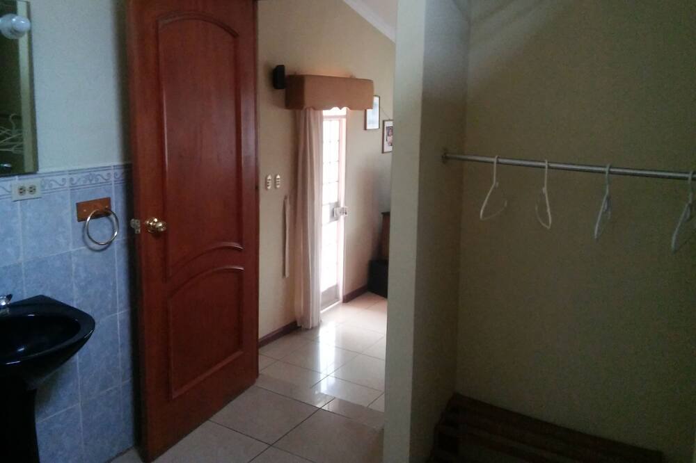 Photo of Bathroom in Santa Lucia Milpas Altas