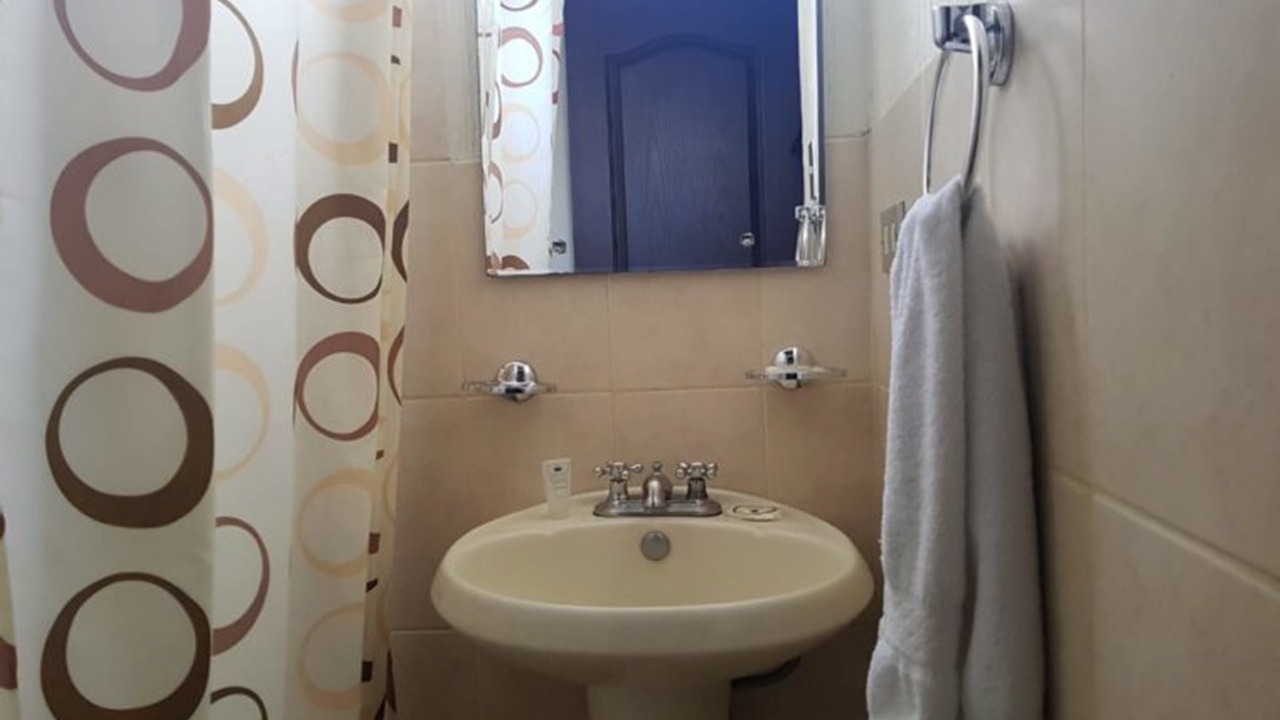 Photo of Bathroom in Zona 10