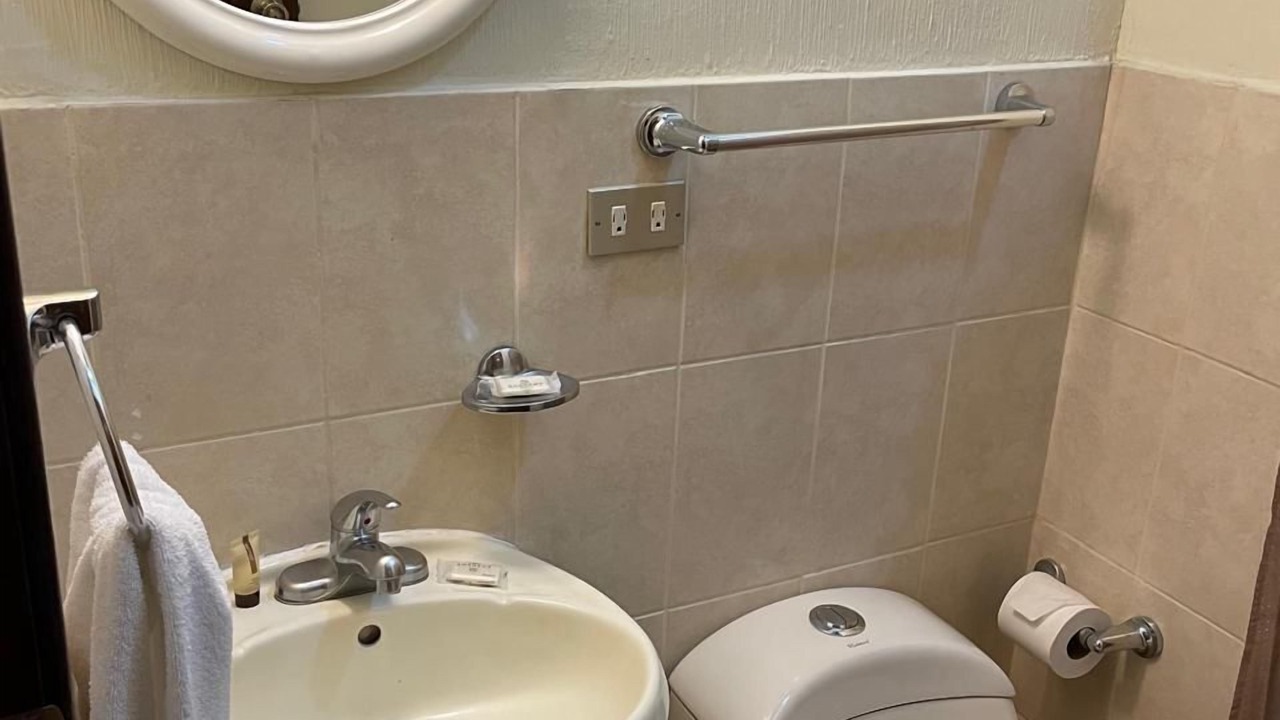 Photo of Bathroom in Zona 10