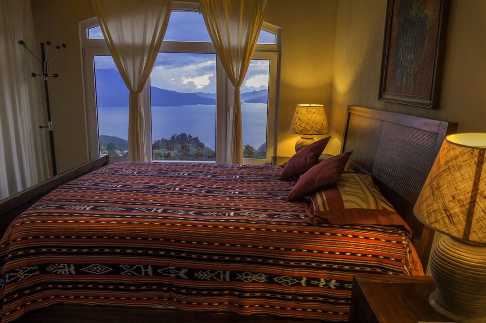 Photo of Bedroom in Solola
