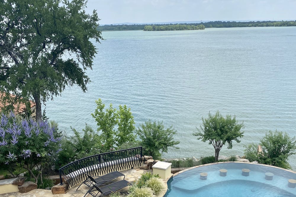 Photo of Outdoor in Horseshoe Bay West