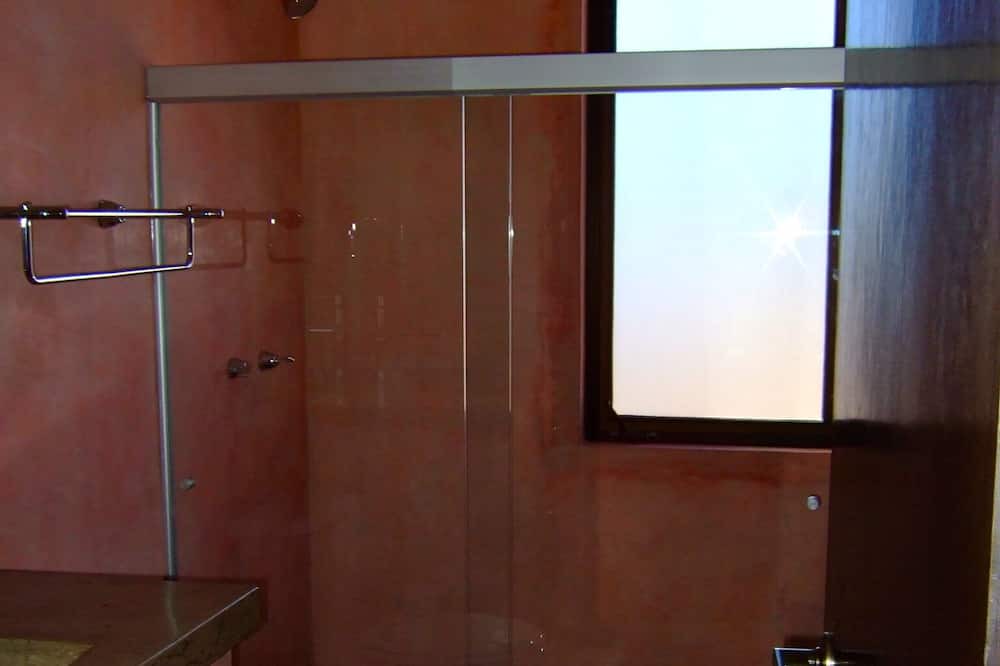 Photo of Bathroom in El Centenario