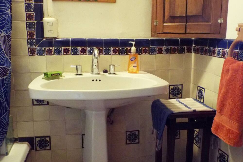 Photo of Bathroom in Centro