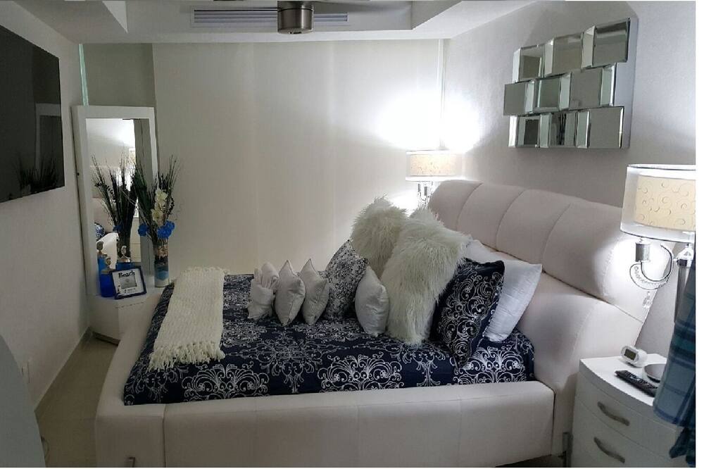 Photo of Livingroom in North Hotel Zone