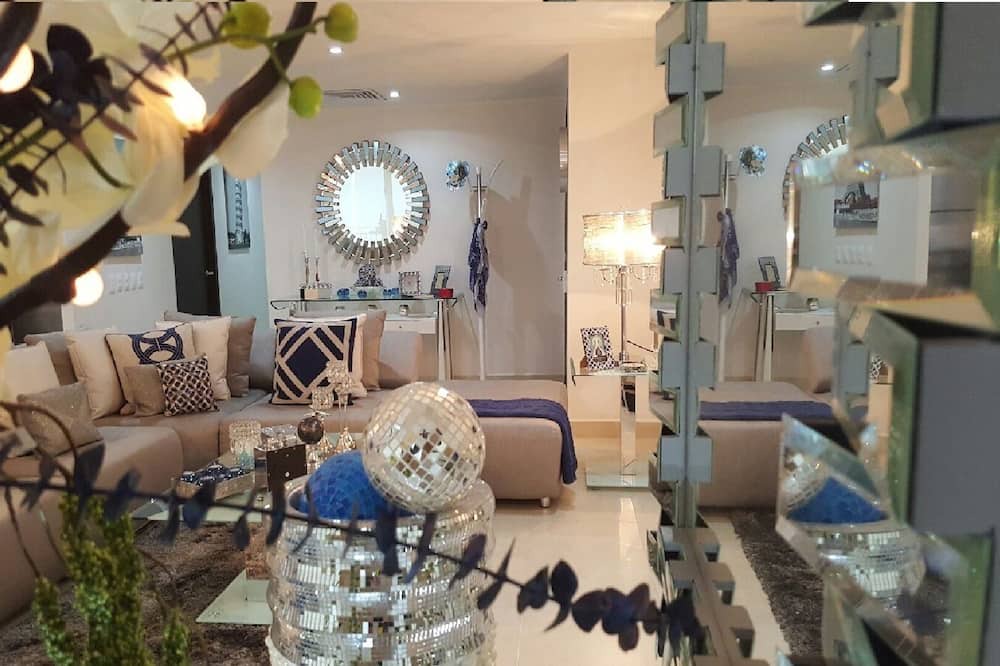 Photo of Livingroom in North Hotel Zone