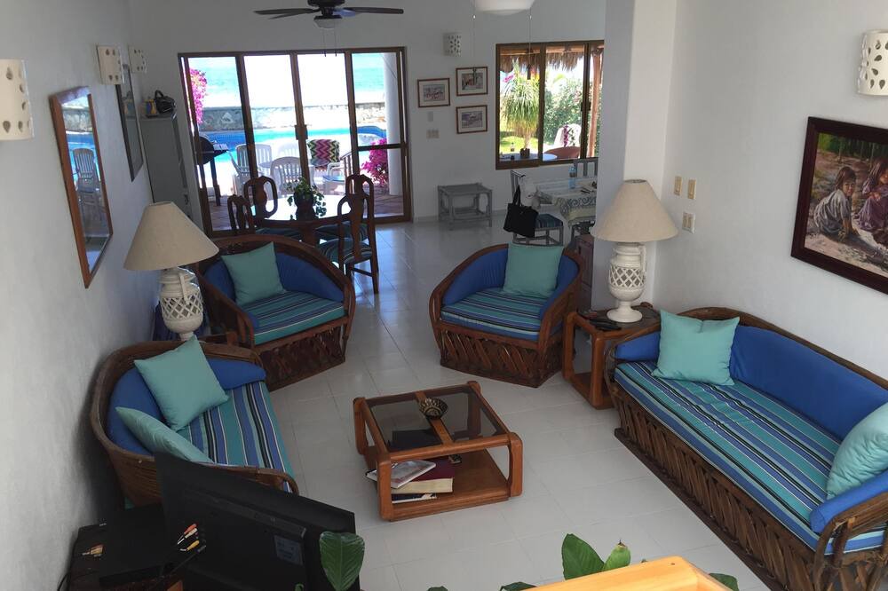 Photo of Livingroom in Club Santiago