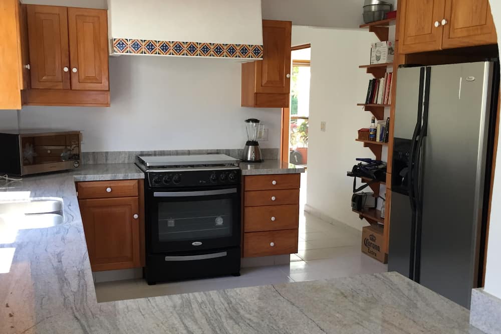 Photo of Kitchen in Club Santiago
