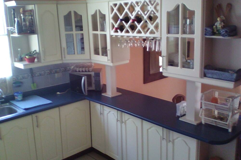 Photo of Kitchen in Santa Lucia Milpas Altas