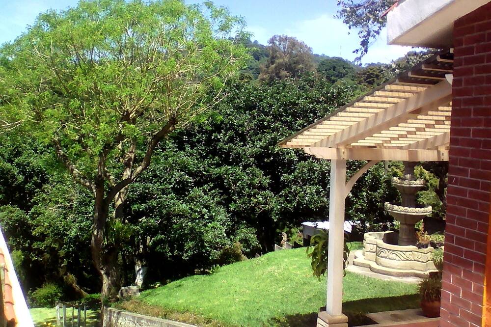 Photo of Outdoor in Santa Lucia Milpas Altas
