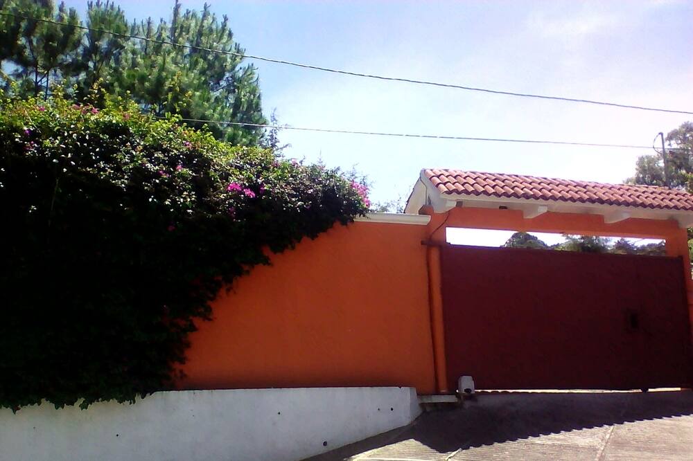Photo of Others in Santa Lucia Milpas Altas