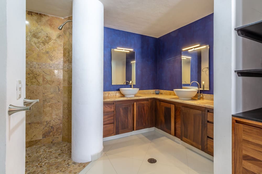 Photo of Bathroom in Colonia 5 de Diciembre