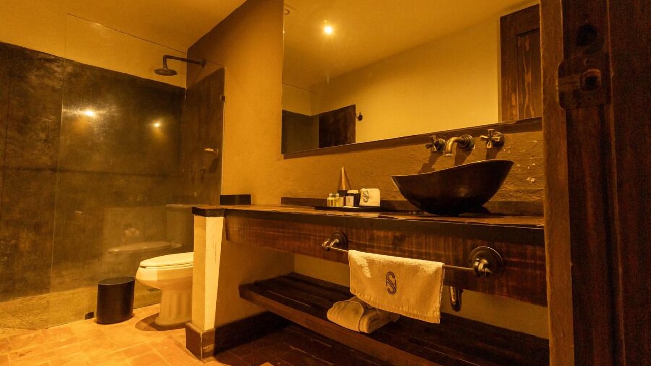 Photo of Bathroom in Downtown Queretaro