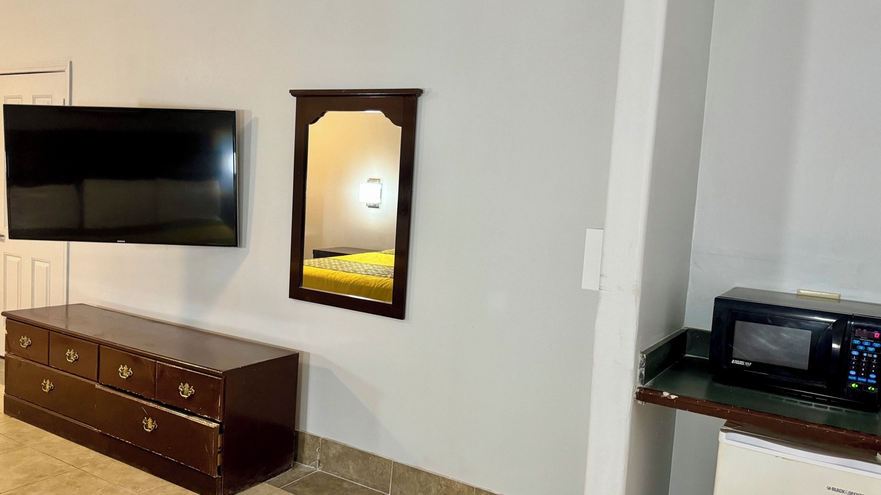 Photo of Bedroom in Edinburg
