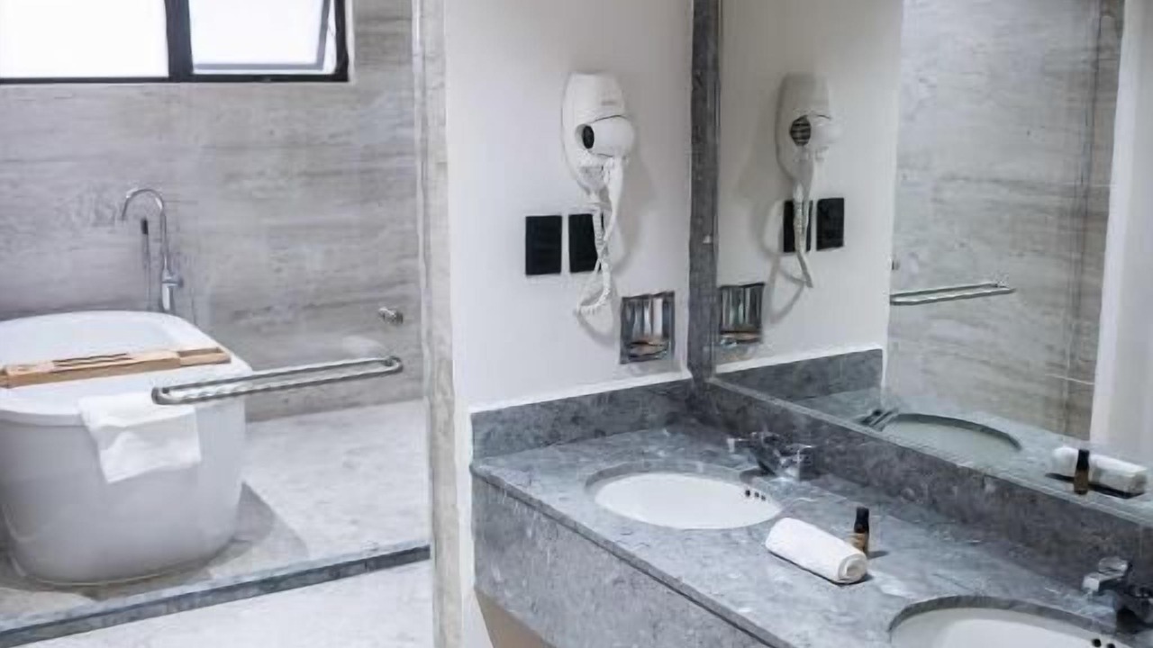 Photo of Bathroom in Linares