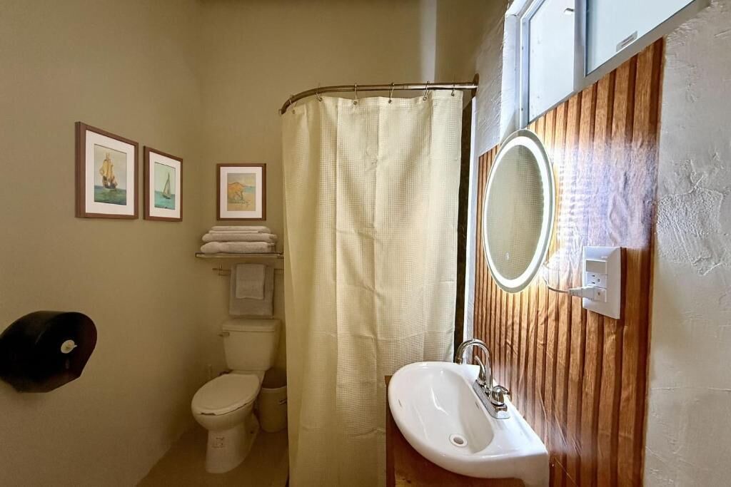 Photo of Bathroom in Malecon