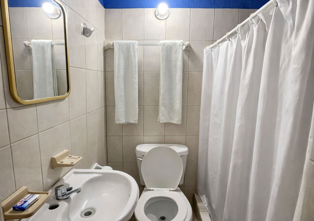 Photo of Bathroom in Linares