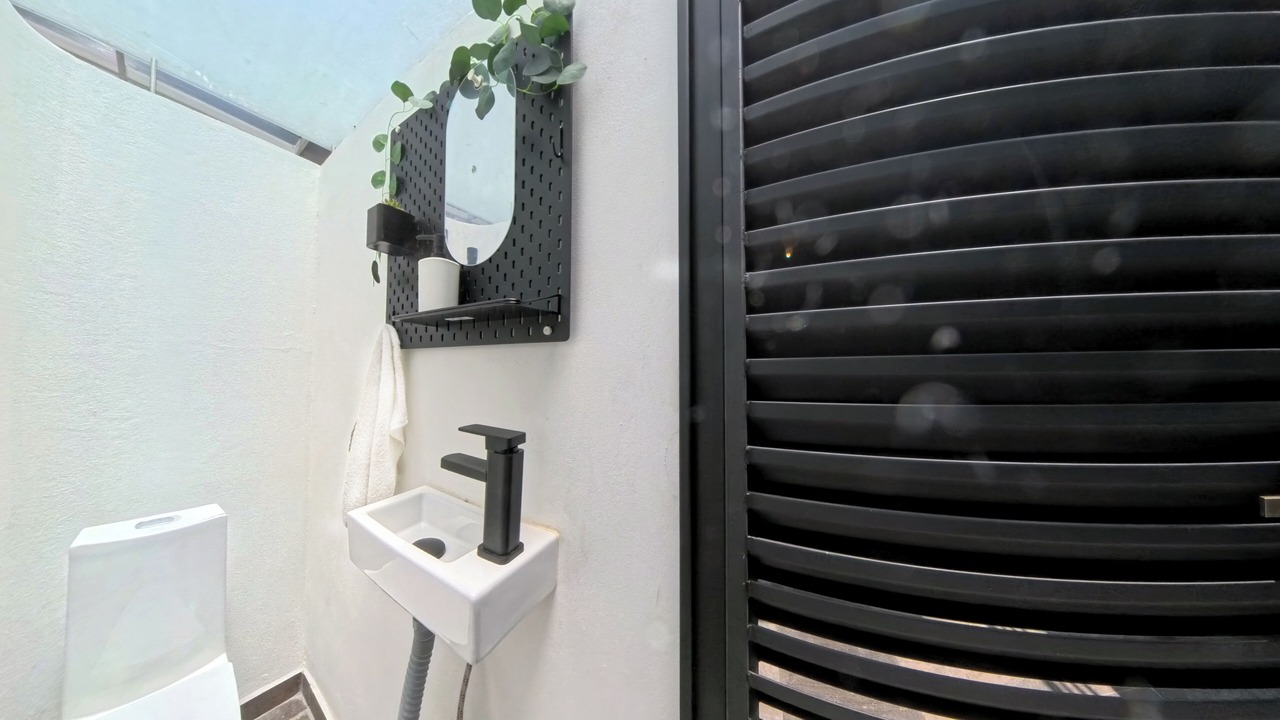 Photo of Bathroom in Del Carmen