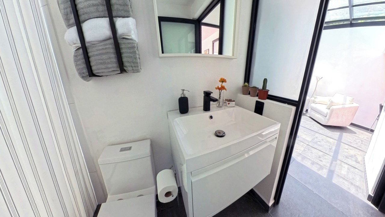 Photo of Bathroom in Del Carmen