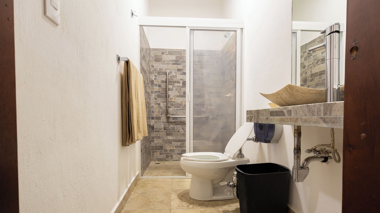 Photo of Bathroom in Metepec Centro