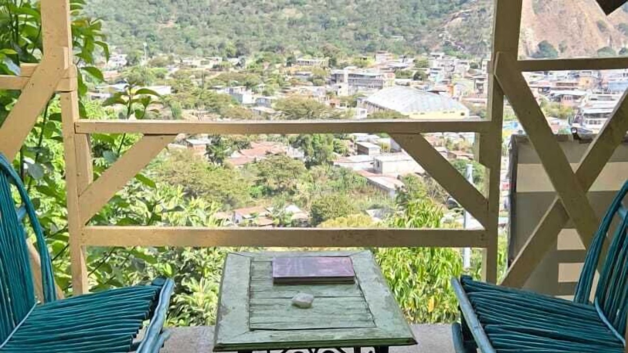 Photo of Patio Balcony in San Juan La Laguna