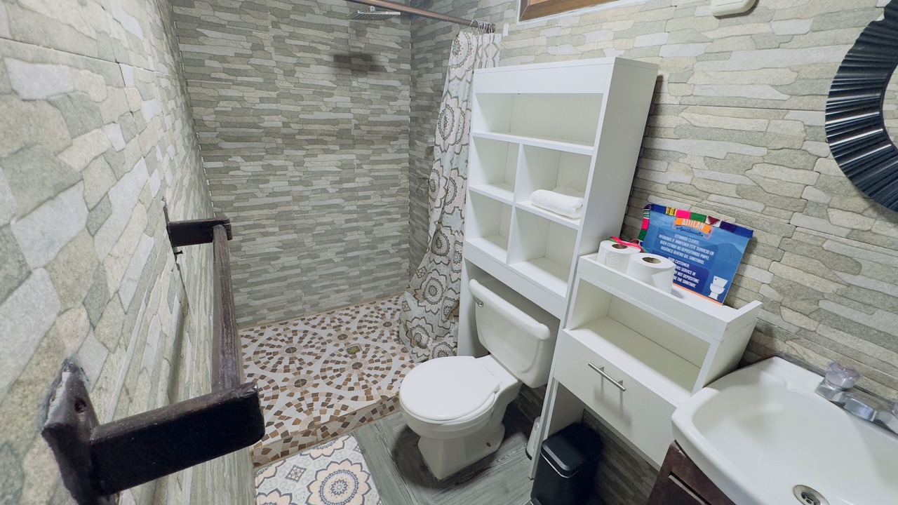 Photo of Bathroom in Panajachel