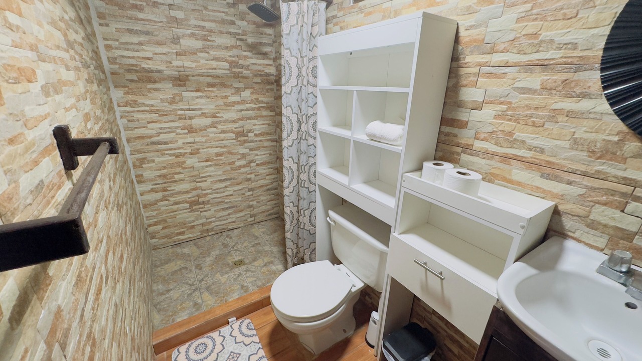 Photo of Bathroom in Panajachel