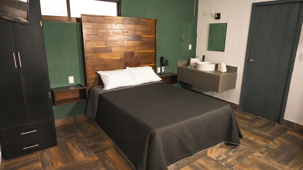 Photo of Bedroom in Leon