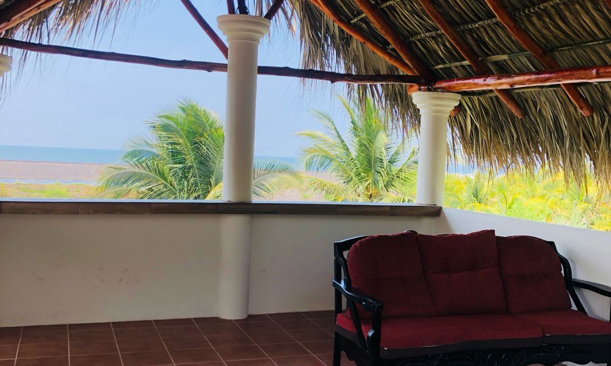 Photo of Patio Balcony in Pacific Coast