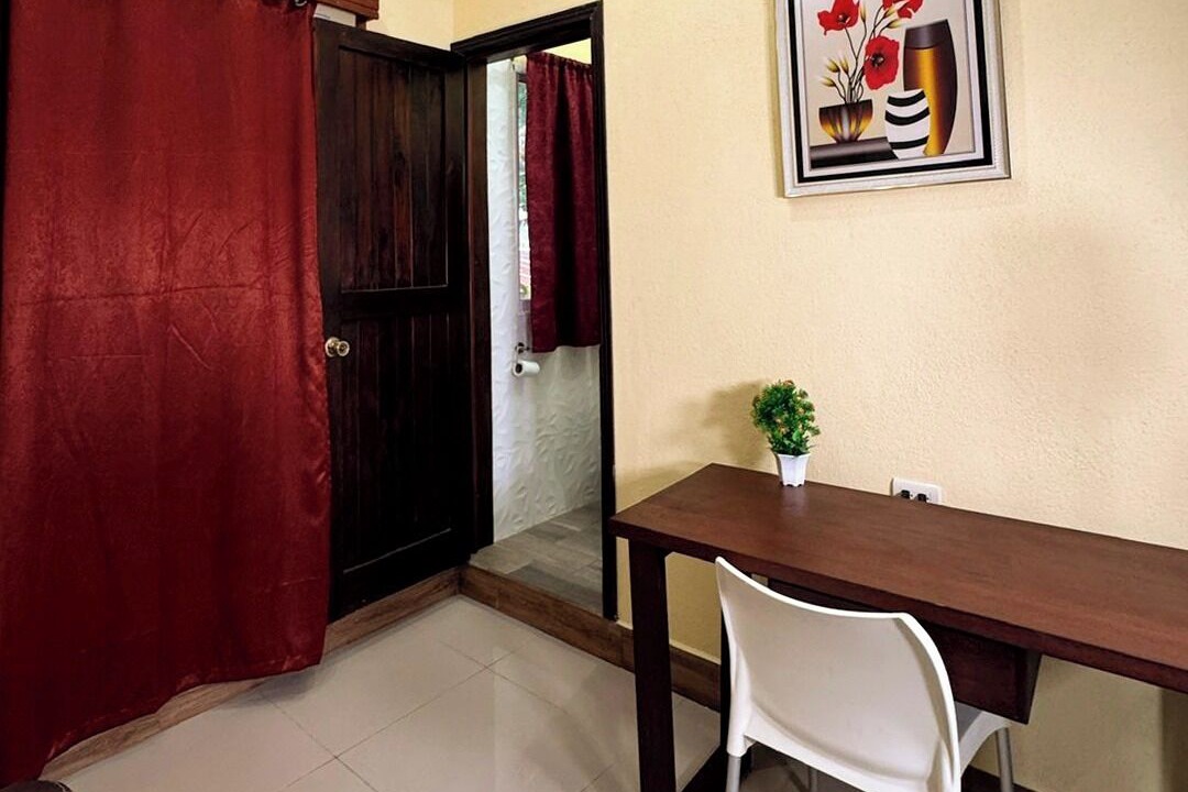 Photo of Bedroom in Flores
