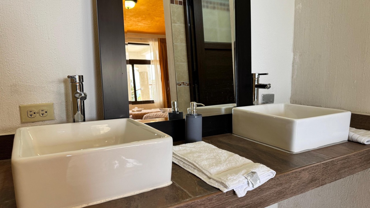 Photo of Bathroom in San Juan La Laguna