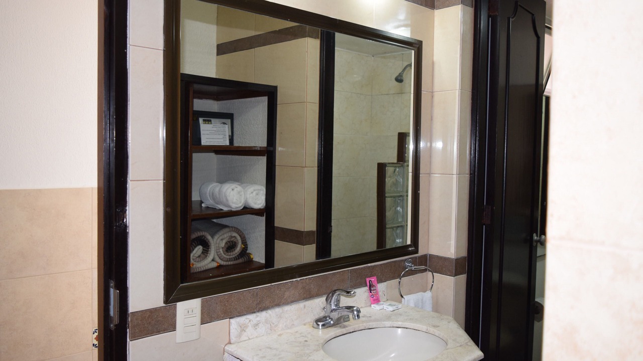 Photo of Bathroom in Mocambo