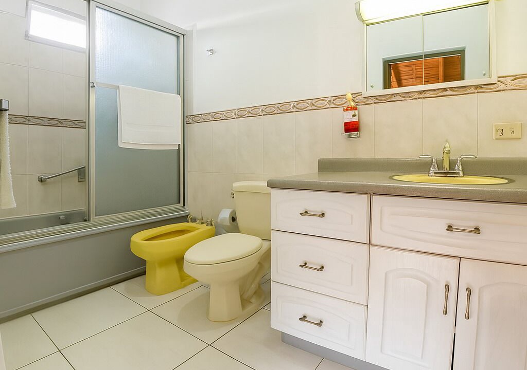 Photo of Bathroom in Zona 13