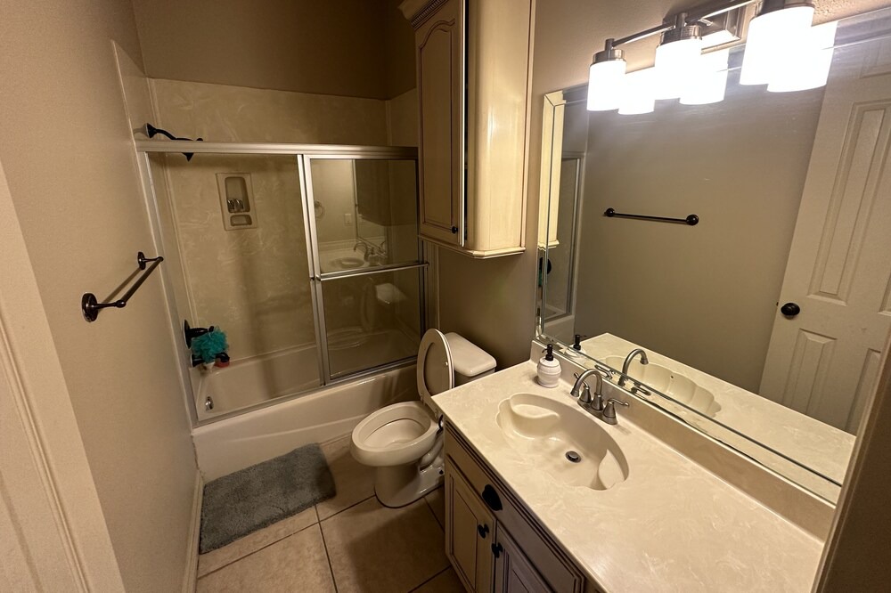Photo of Bathroom in Mission