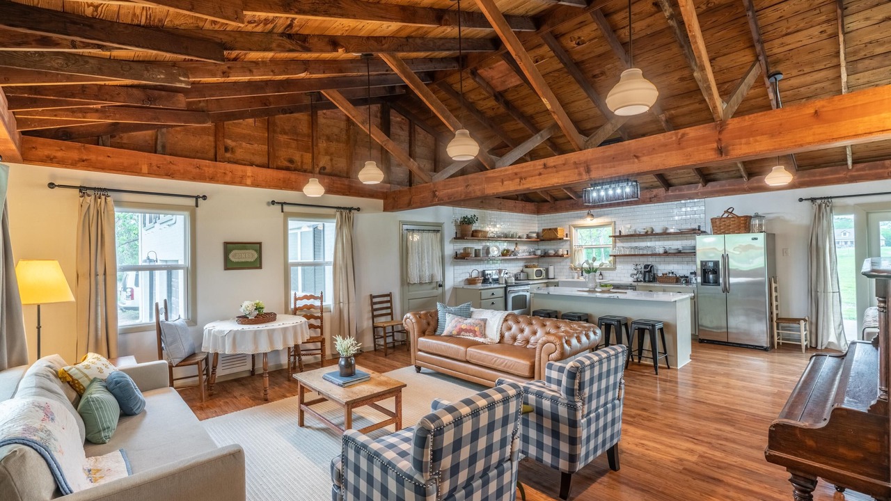 Photo of Livingroom in Greenville